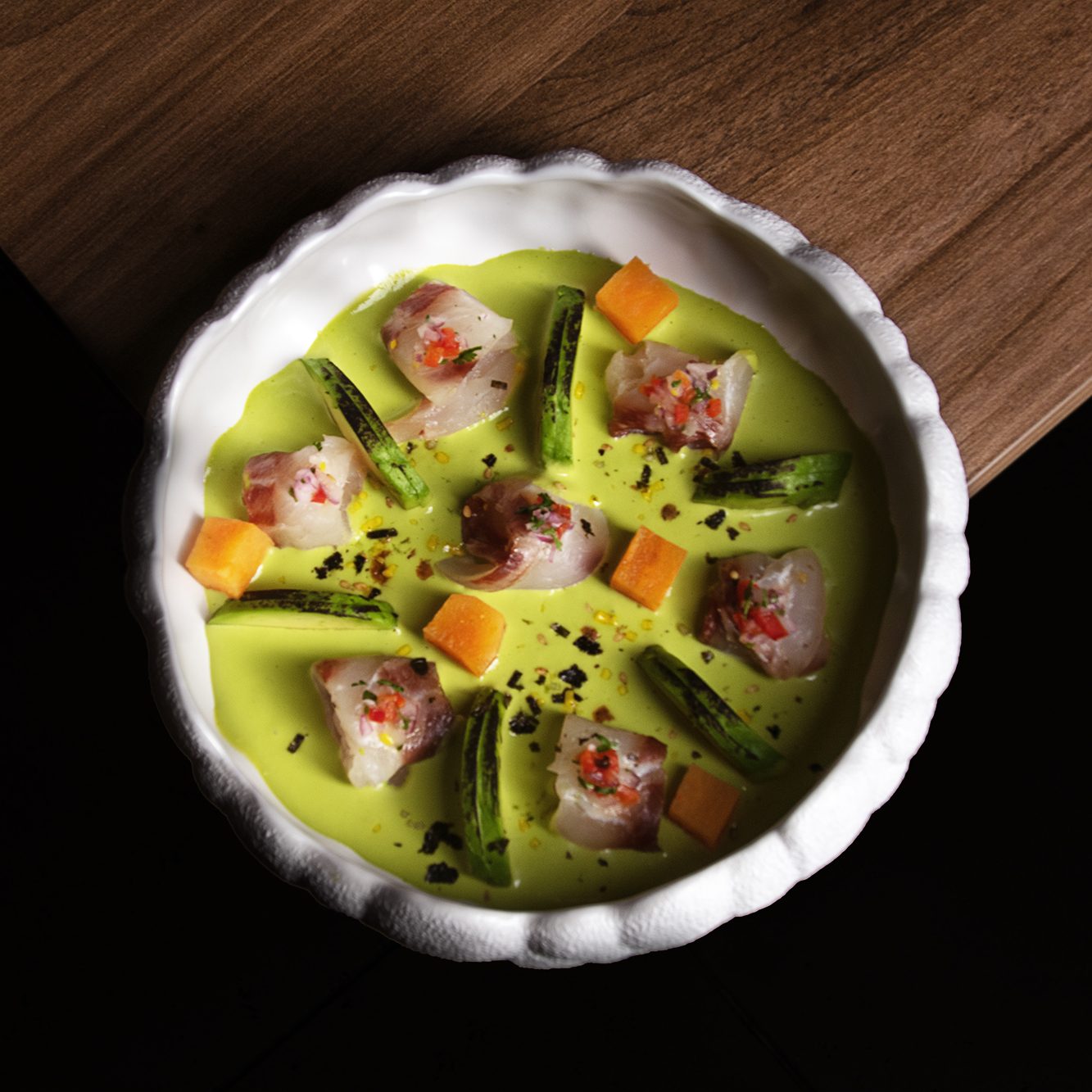 fotografia gastronòmica de plat de cuina japonesa fusió — fotògrafa gastronòmica al Penedès i Lleida